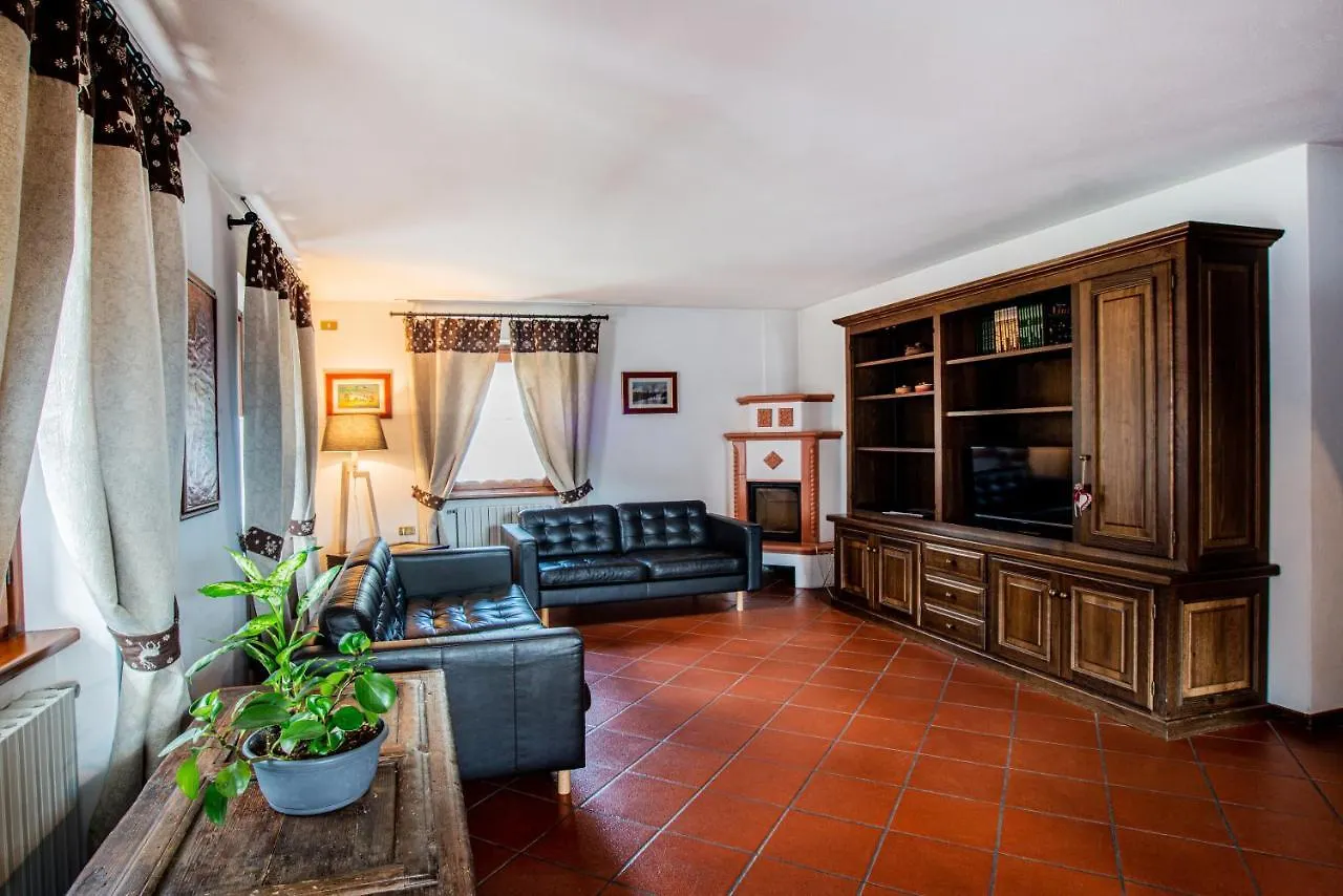 Apartment Appartamento Aldo Isolaccia