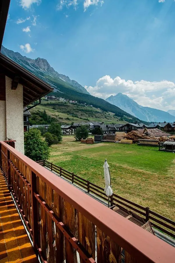 Appartamento Aldo Isolaccia Apartment